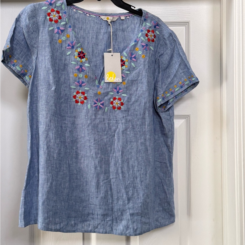 Boden Chambray Top with Multicolor Embroidery size 14